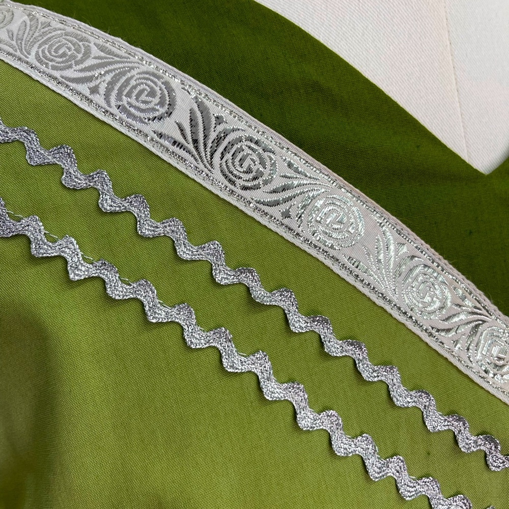 Vintage 1950’s Pea Green PATIO SET Cotton Skirt Set, western, cowgirl, ricrac - Picture 6 of 7